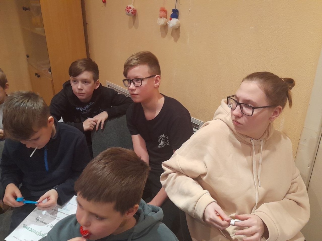 2.jpg 2.jpg