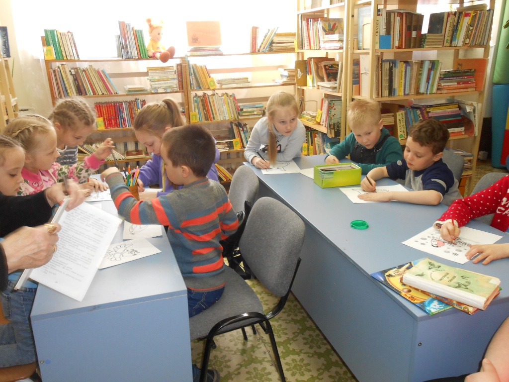 играем вместе.JPG играем вместе.JPG